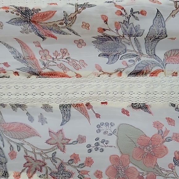 Anthropologie floral Blouse - Picture 2 of 6